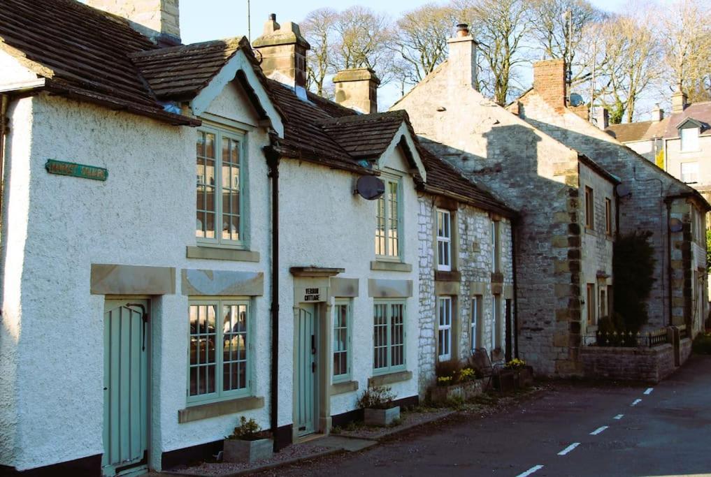 Gorgeous Cozy Cottage With A Heritage Feel, Walks, Pubs & Wood Burner Tideswell Bagian luar foto
