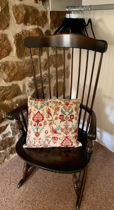 Gorgeous Cozy Cottage With A Heritage Feel, Walks, Pubs & Wood Burner Tideswell Bagian luar foto